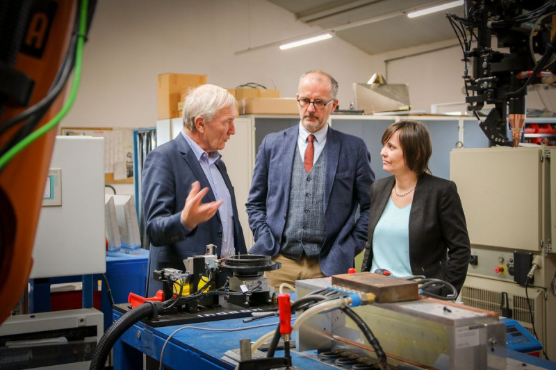 INOCON CEO Fritz Pesendorfer mit KGG UBG GF Christian Matzinger und Prokuristin Dagmar Doppler